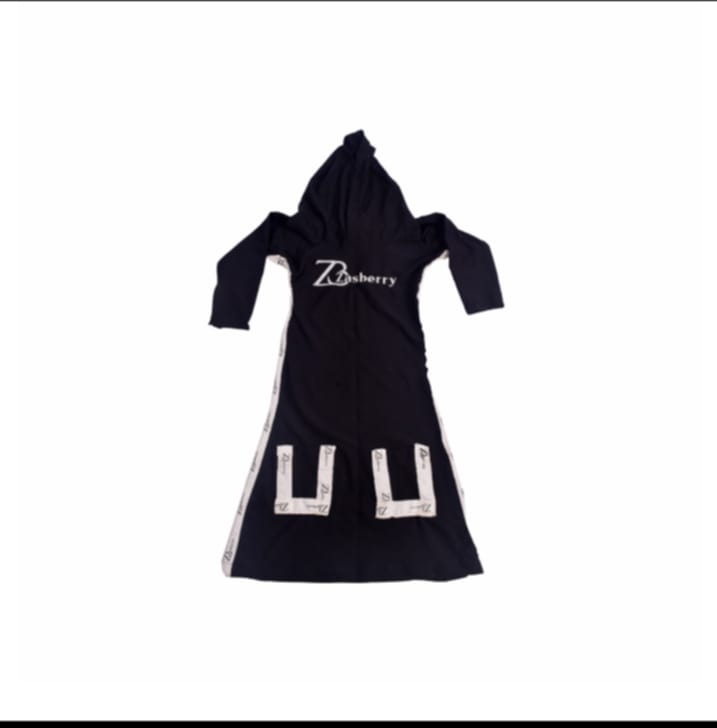 Zasberry baby girl hood dress - Image 2